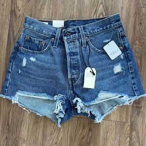 Levi’s 501 Shorts, Size 25